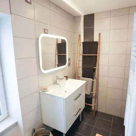 Apartment Chaleureux Cosy Et Climatise Karine Hospitality Saint-Just-la-Pendue
